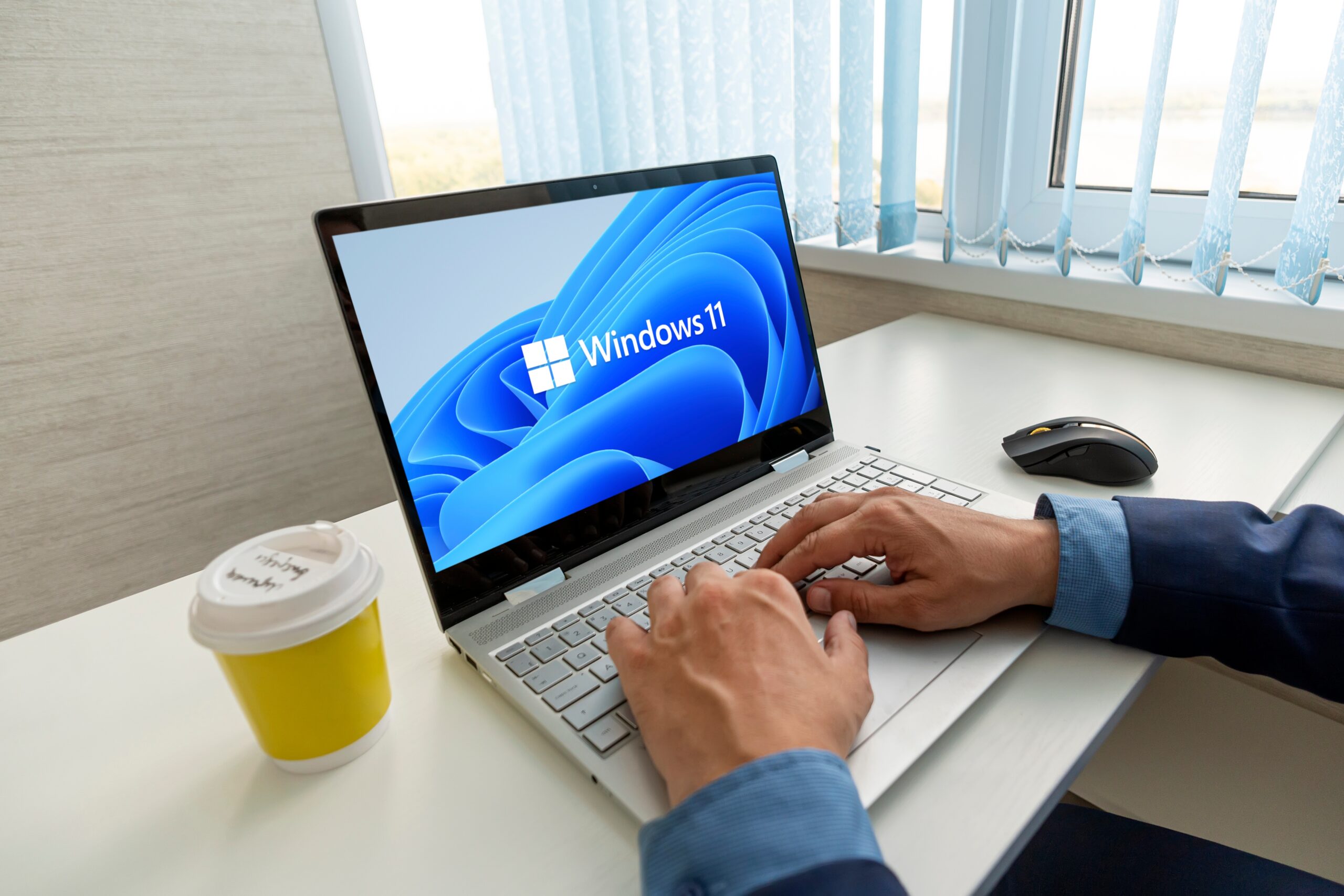 Windows 11 dla firm: jak nowy system operacyjny może pomóc Twojej firmie - zdjęcie